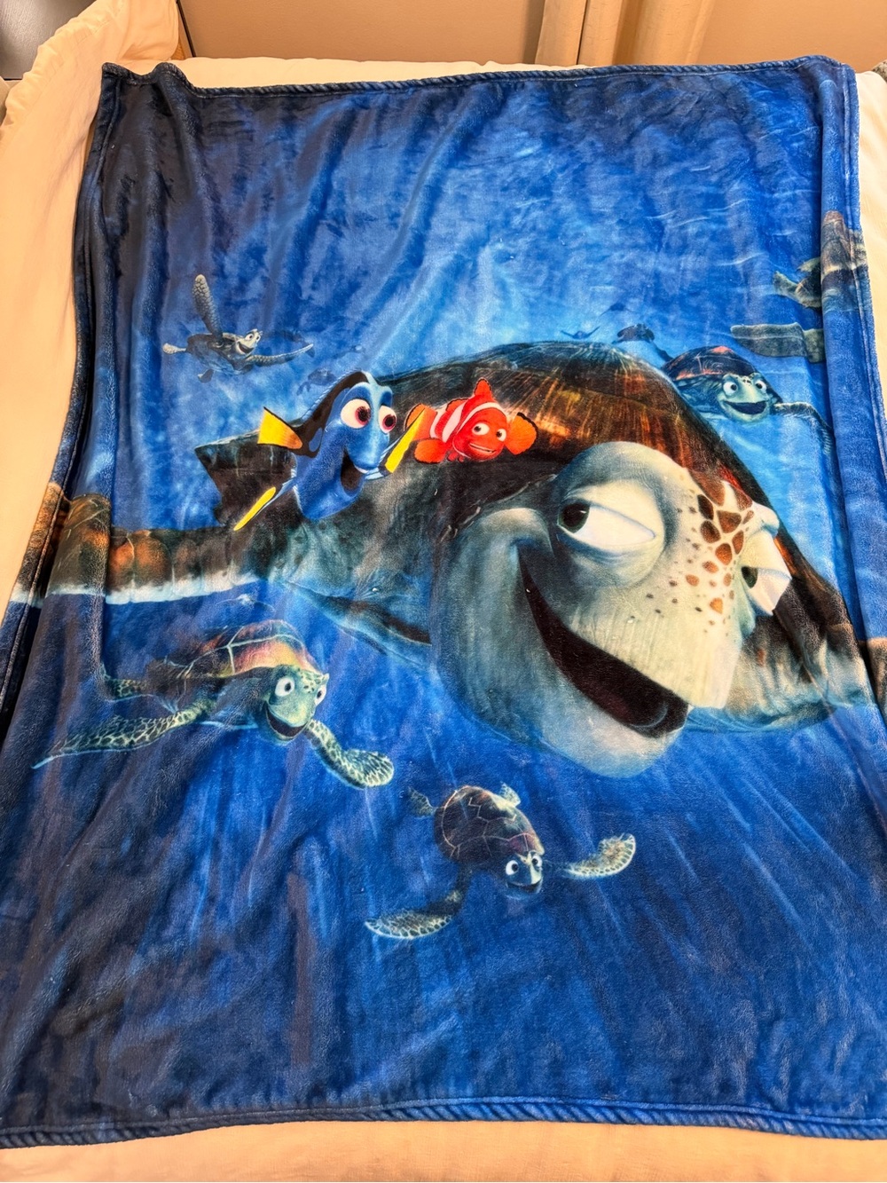 Finding Nemo Blue Plush Throw Blanket with Sea Turtle Design